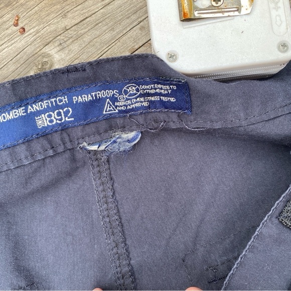 Vintage 90s Abercrombie & Fitch Paratroop Military Cargo Pants Size 32 - Picture 7 of 7